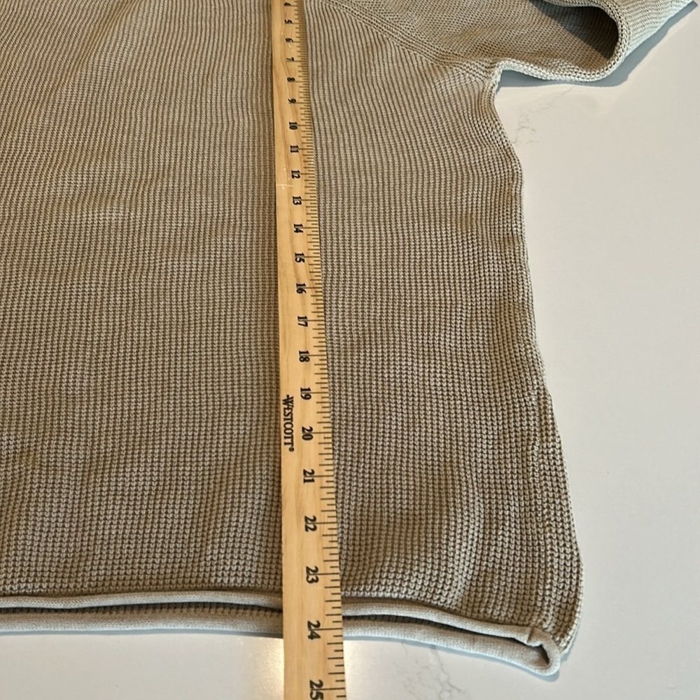 RQRD Required Men's Tan Sweater Embossed Crewneck Size Small - Picture 4 of 5